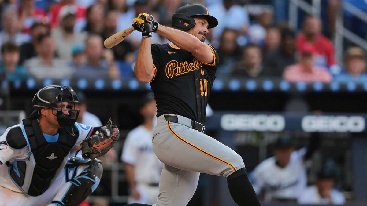 Pittsburgh Pirates left fielder Bryan Reynolds (10) hits a two-run single against the Miami Marlins during the fifth inning at loanDepot Park.