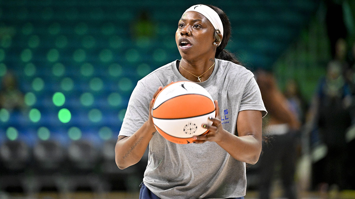 Arike Ogunbowale joins WNBA legend Diana Taurasi in the history books