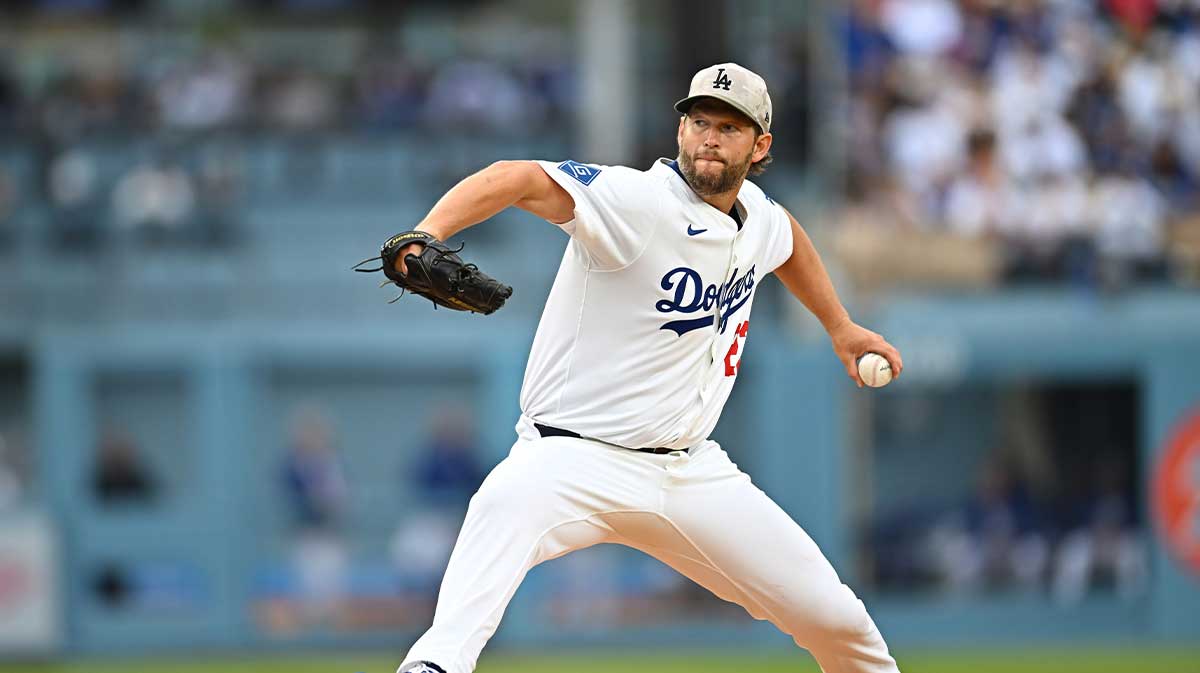 Dodgers fans show awesome gesture for Clayton Kershaw’s first strikeout in return