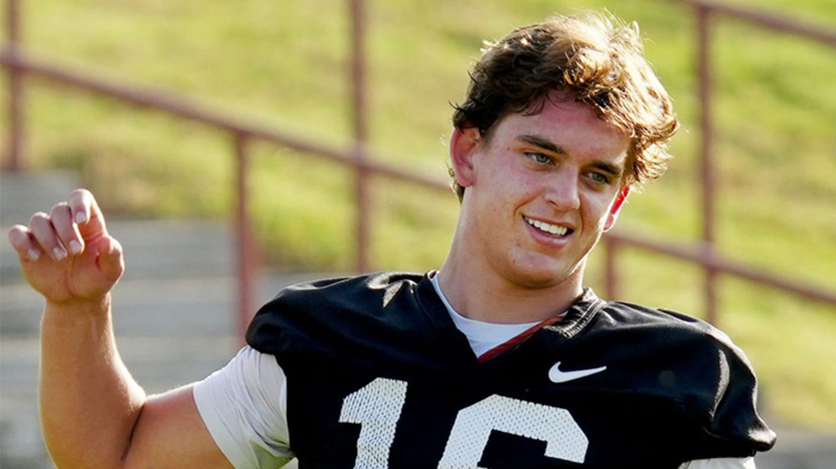 Texas football’s Arch Manning called ‘2nd best QB’, draws Trevor Lawrence comparison
