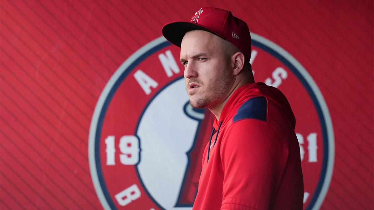 Angels’ Mike Trout calms fears with injury update