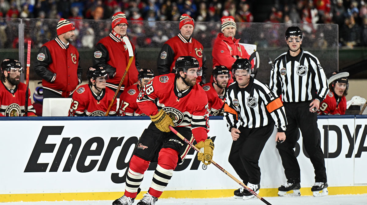 Blackhawks rumors: Chicago will buy out veteran defenseman