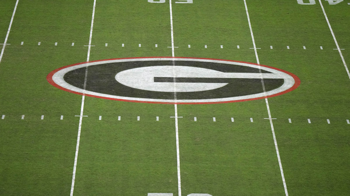 Kirby Smart’s Georgia football steals 4-star linebacker from Auburn